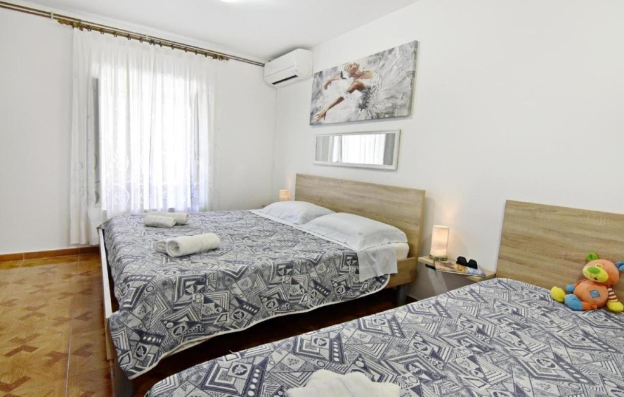Apartmenst Saban 1709 Murine Экстерьер фото
