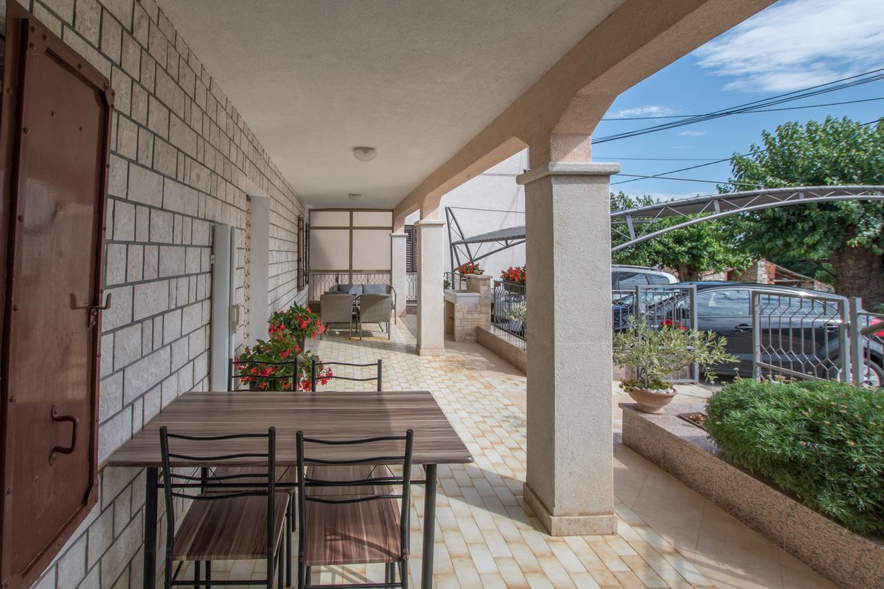 Apartmenst Saban 1709 Murine Экстерьер фото